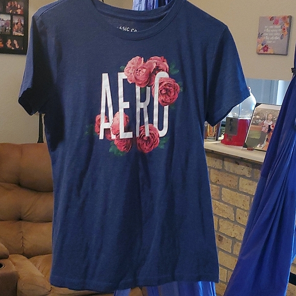 Shirt - Picture 1 of 3